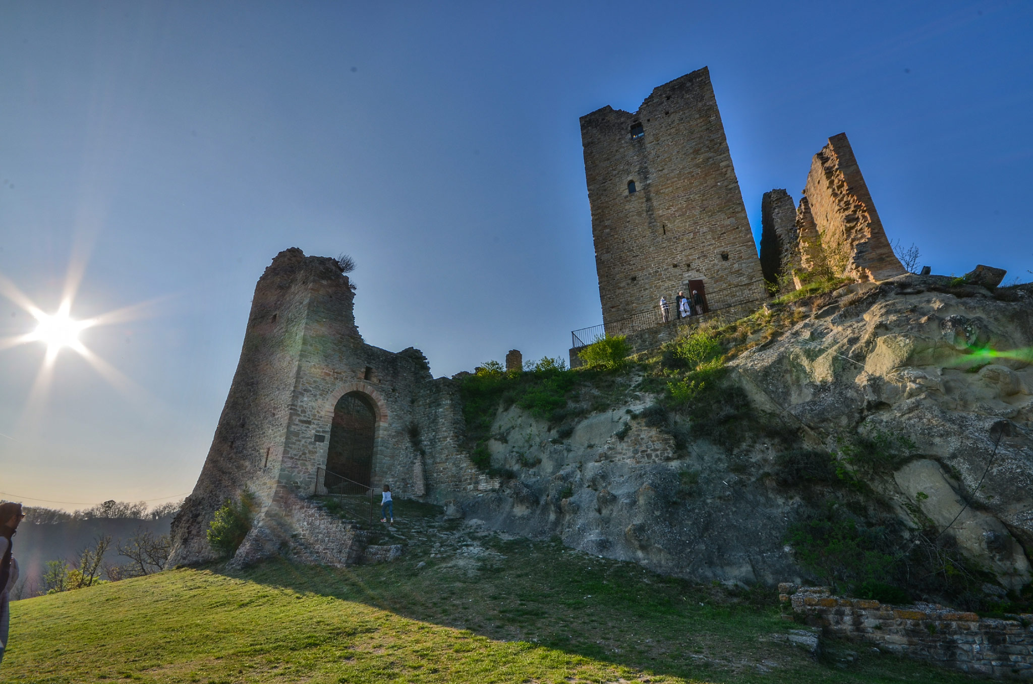 Castello di Carpineti  (Photo license: CC BY-NC-SA 2.0)